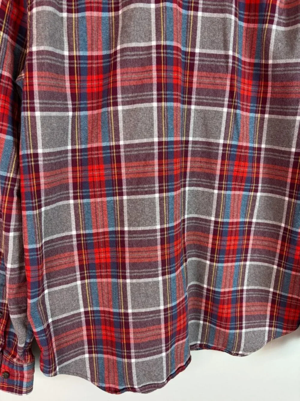 Banana Republic Flannel‎ Shirt Medium Red Plaid Camden Fit Luxe Cotton Men's